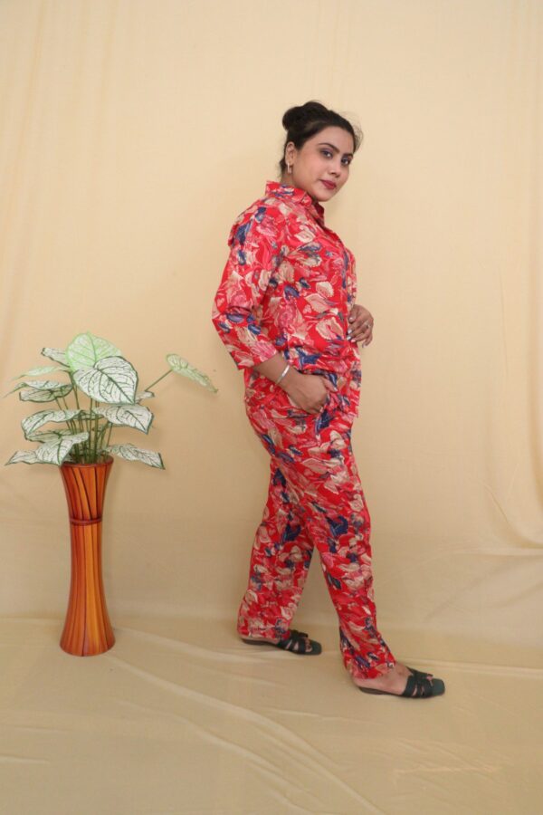 LAVERA FLORAL CO -ORD SET - Image 2